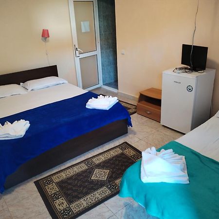 Vila Robert Hotel Schitu Bagian luar foto